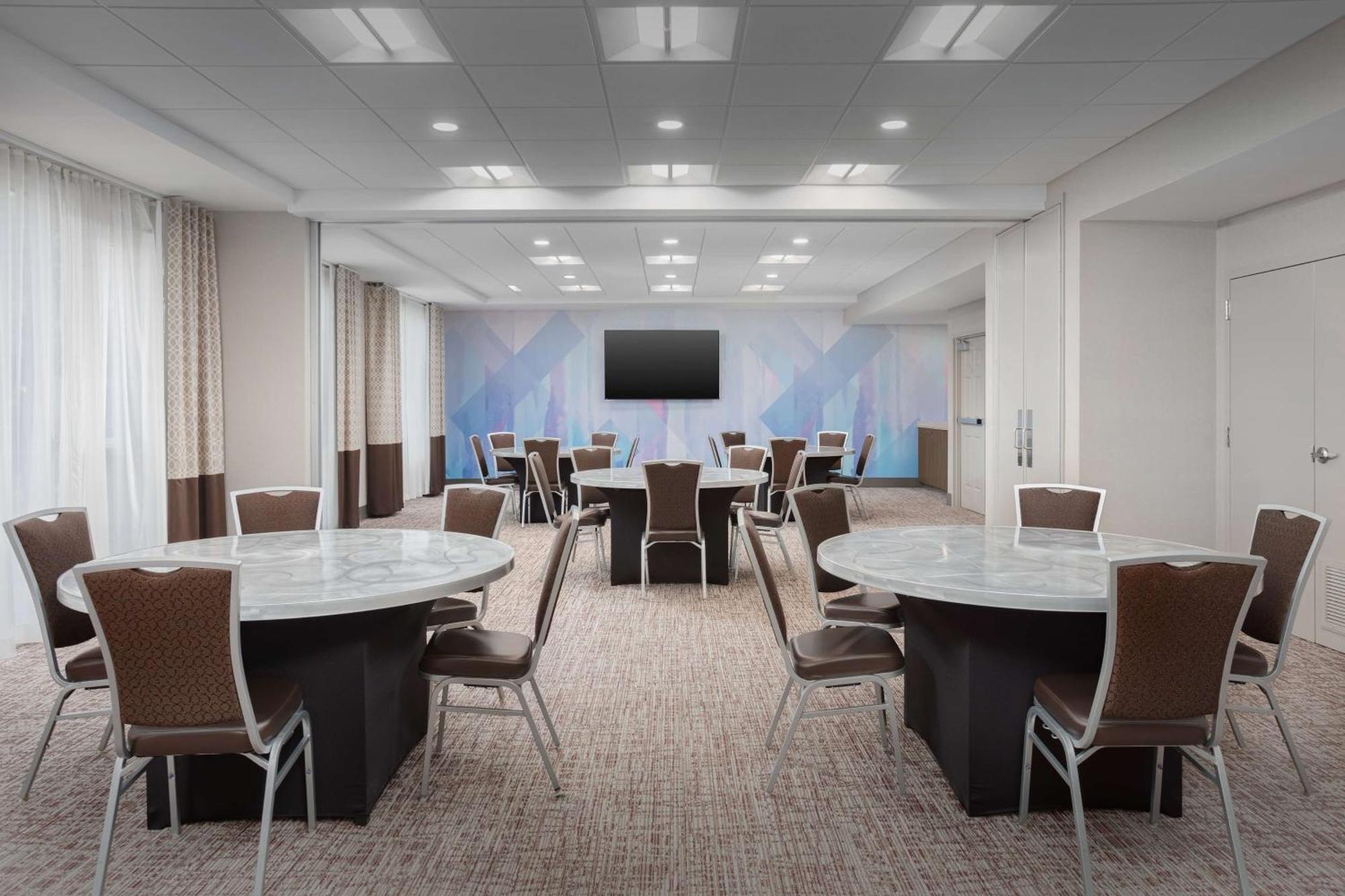 Hilton Garden Inn Тускалуса Экстерьер фото