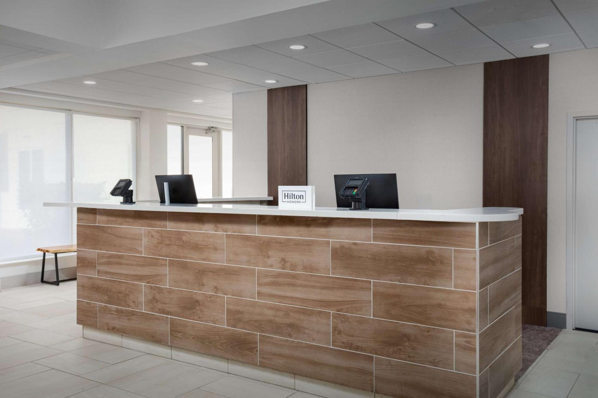 Hilton Garden Inn Тускалуса Экстерьер фото